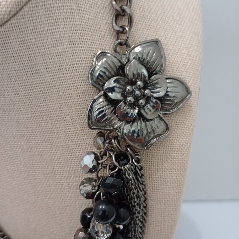 JJ Jonette Gunmetal Multi Strand Beaded Statement Necklace 20" - Picture 2 of 8